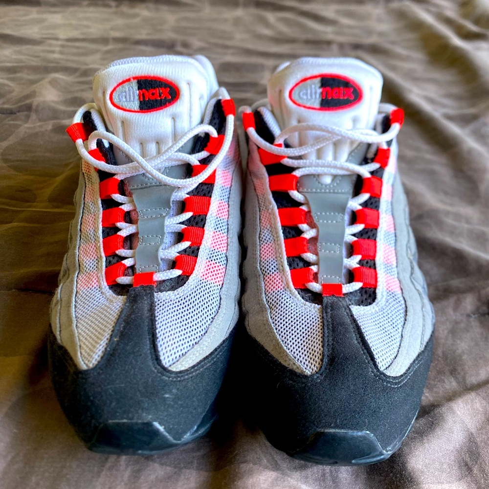 Nike AirMax 95: Solar Red (2011) Size 11